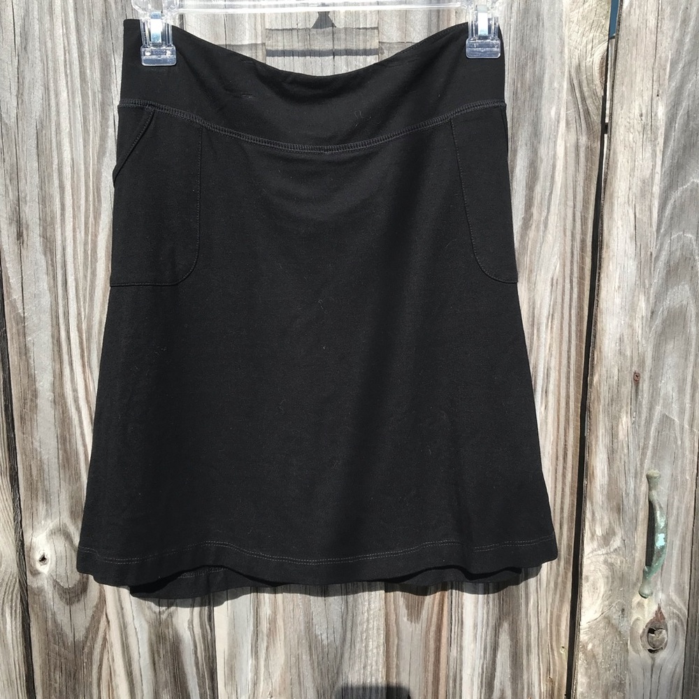 Fresh Produce black skort XL